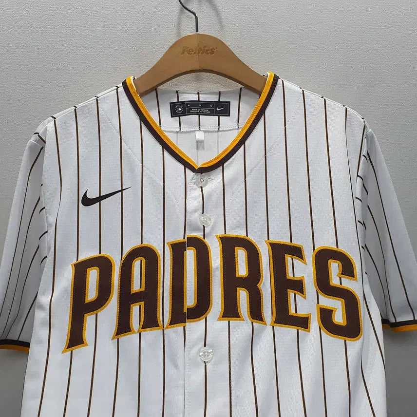 [BUNJANG] Nike San Diego Padres Uniform Medium / 나이키 샌디에이고 파드레스 유니폼 M사이즈 (가로56 세로77)