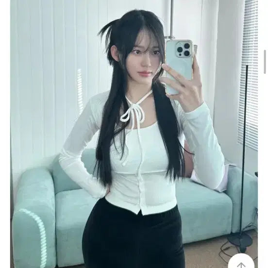 [BUNJANG] Ablley White Button Long Sleeve Crop Top / 에이블리 화이트 버튼 크롭 긴팔티