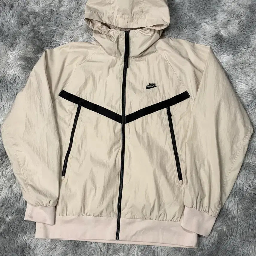 [BUNJANG] Nike NSW Tech Pack Windrunner Jacket Sand / 나이키 nsw 테크팩 윈드러너 자켓 샌드