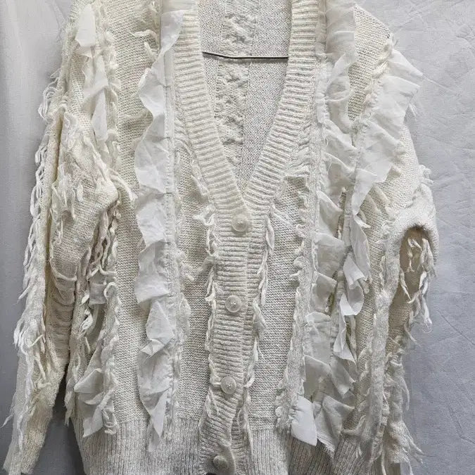 [BUNJANG] White Frill Knit Cardigan / 화이트 프릴 니트 가디건