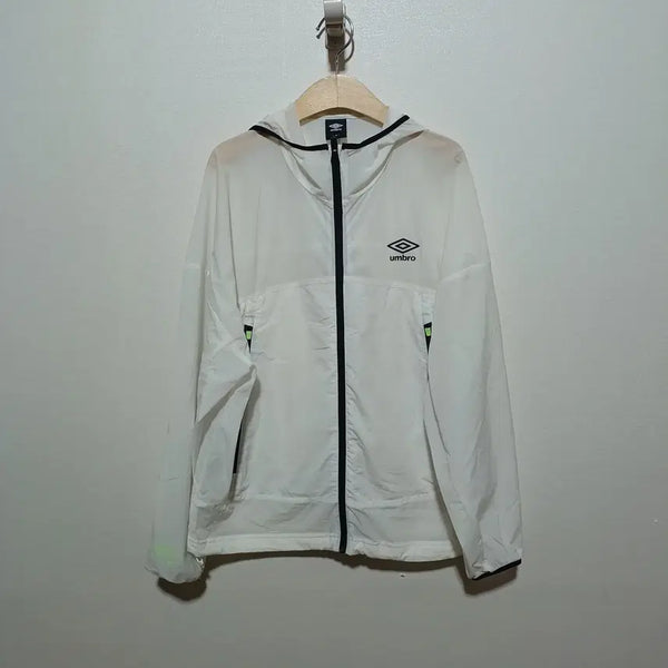[BUNJANG] Umbro Women's Oversized Windbreaker Jumper 90 / 엄브로 여성 오버핏 바람막이 점퍼 90 (26A2849)
