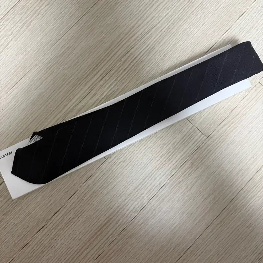 [BUNJANG] Pottery Navy Check Necktie / 포터리 네이비 체크 넥타이