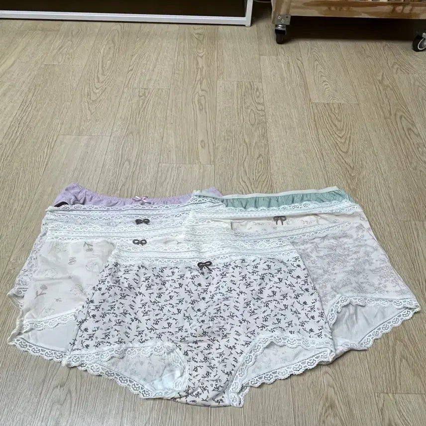 [BUNJANG] Underwear Bundle Set / 팬티 최애 일괄루 정리해요 (손세탁 후 배송)