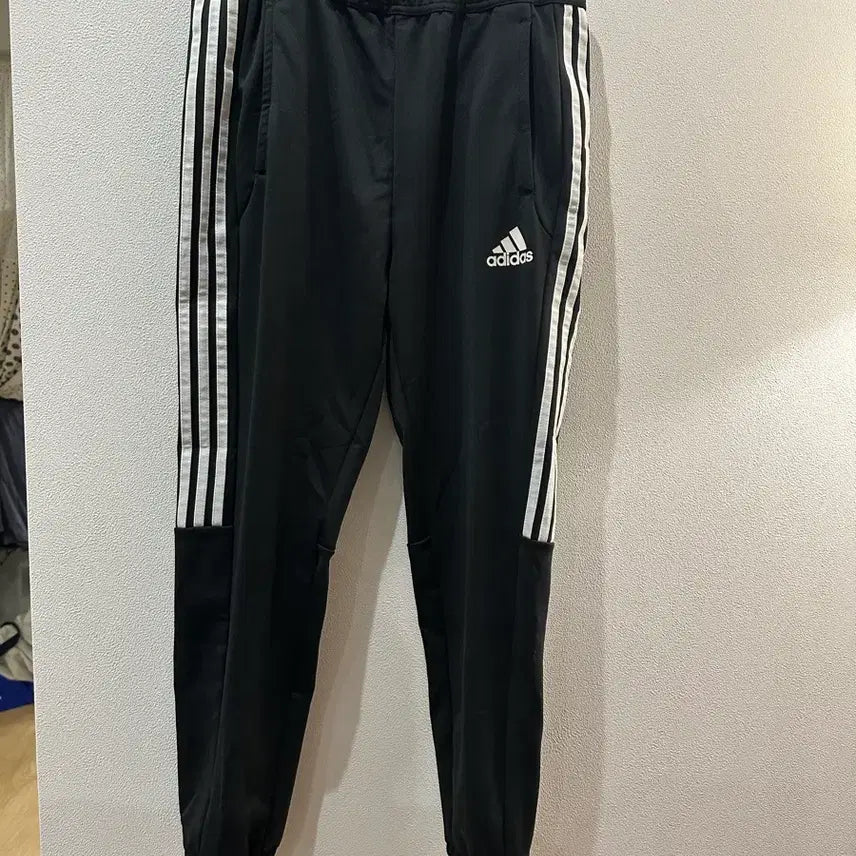 [BUNJANG] Adidas Training Pants Black / 아디다스 트레이닝 바지 블랙