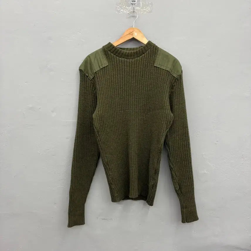 [BUNJANG] 1980s British Army Olive Commando Knit Sweater Size 42 / 80s 미군 올리브 코만도 니트