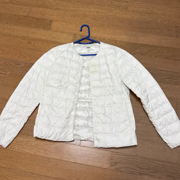 [BUNJANG] Uniqlo Lightweight Padded Jacket White / 유니클로 경량 패딩 자켓 화이트