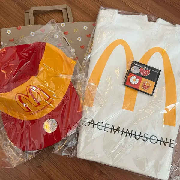 [BUNJANG] G-Dragon Bundle Set / 맥도널드 지디 굿즈 세트 !!