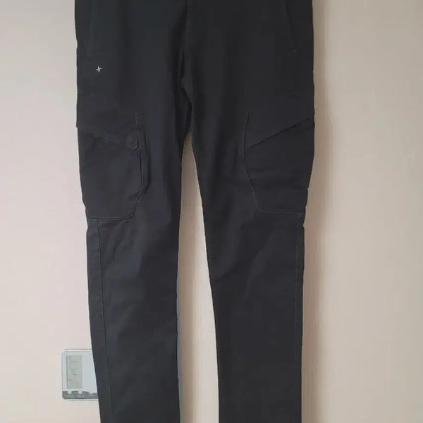 [BUNJANG] Stone Island Cargo Pants Black / 스톤아일랜드 카고 팬츠 블랙