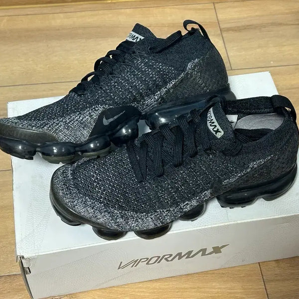 [BUNJANG] Nike Air VaporMax Flyknit 2 / 나이키 에어 베이퍼맥스 플라이니트2