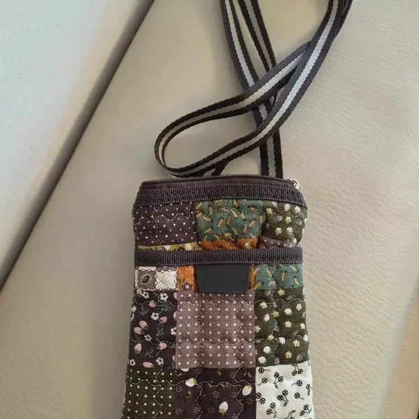[BUNJANG] Quilted Pattern Mini Crossbody Bag / 퀼팅 패턴 미니 크로스백 핸드폰가방