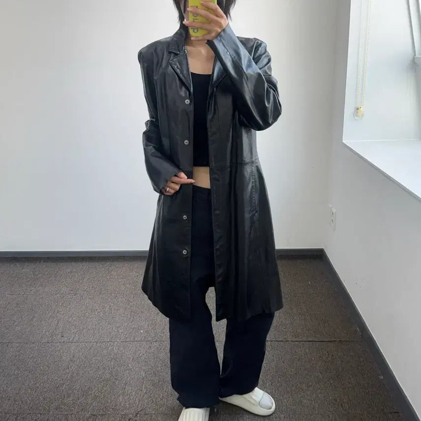[BUNJANG] Benetton Real Leather Black Long Jacket / Benetton 베네통 리얼레더 블랙 롱 자켓