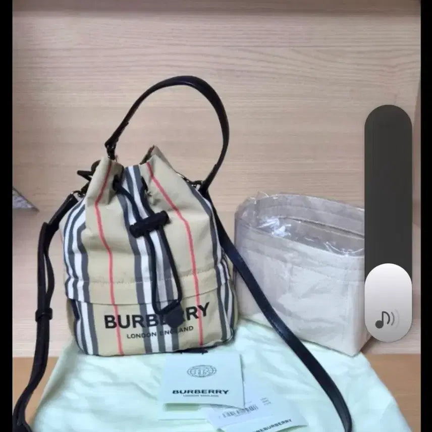 [BUNJANG] Burberry Phoebe Bucket Bag / 버버리 포이베 버킷백 새상품급 정품 보증서0