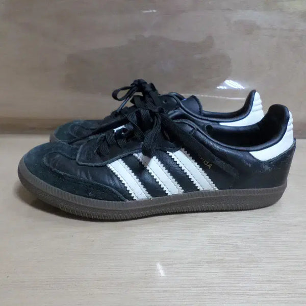 [BUNJANG] Adidas Athletic Shoes / 후루룩구제2 180 아디다스 운동화 신발 260928