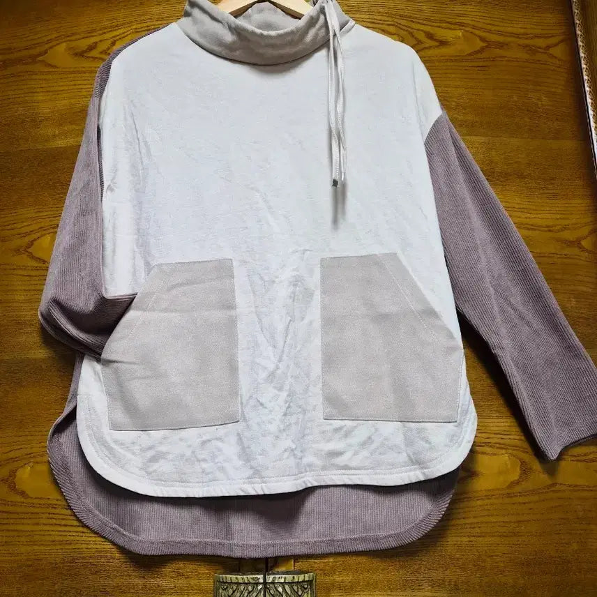 [BUNJANG] Nextpoint Two-Tone Sweatshirt / 넥포인트 티셔츠