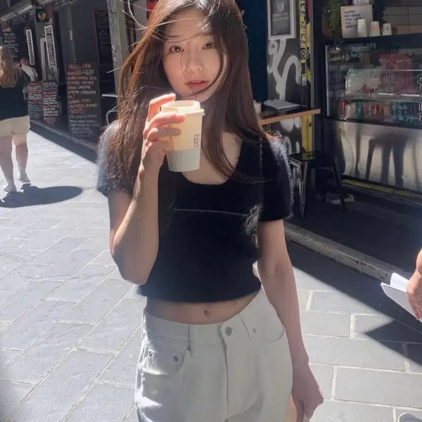 [BUNJANG] Yunseul Camellia Knit Top / 새상품) 윤슬 카멜리아 니트 탑