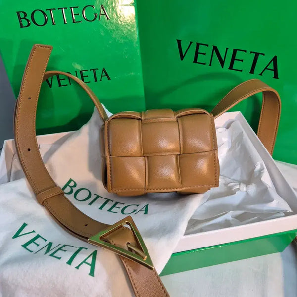 [BUNJANG] Bottega Veneta Padded Cassette Bag Mini Caramel / [보테가베네타] 패디드 패딩 카세트백 미니 크로스백 숄더백