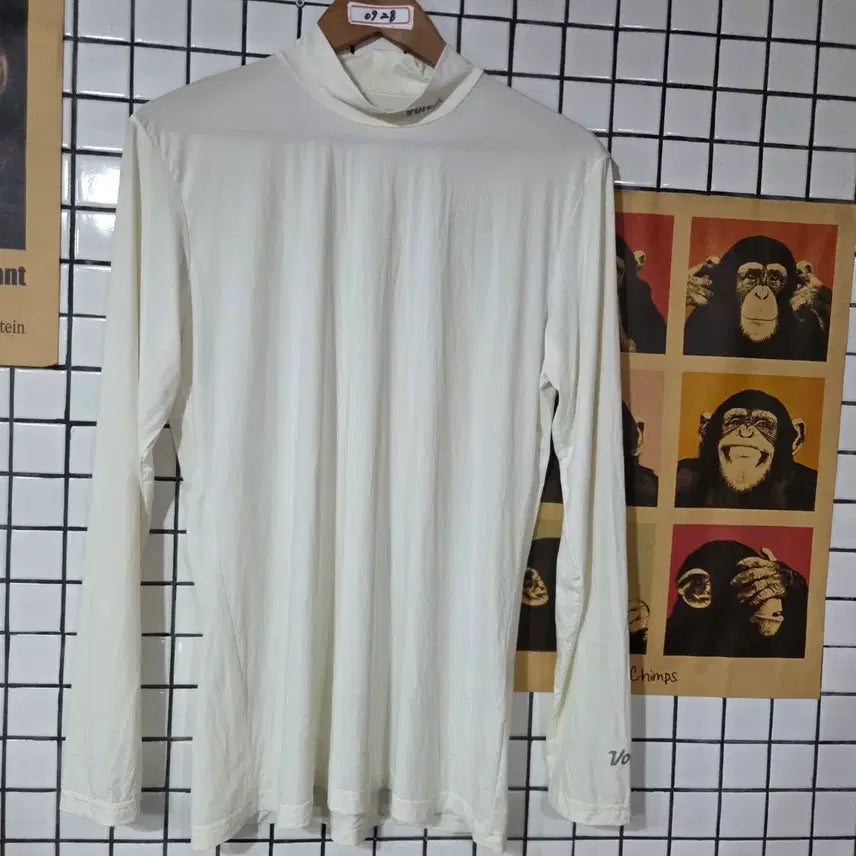 [BUNJANG] Functional Turtle Neck Long Sleeve T-Shirt - White / 기능성 터틀넥 긴팔 티셔츠 화이트 0928