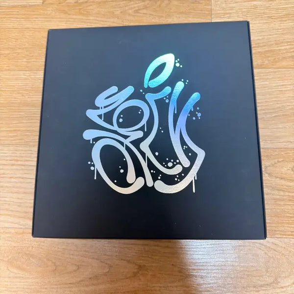[BUNJANG] Apple Store Hongdae Opening Commemorative Item (Sealed) / 애플스토어 홍대 오픈기념품(미개봉)