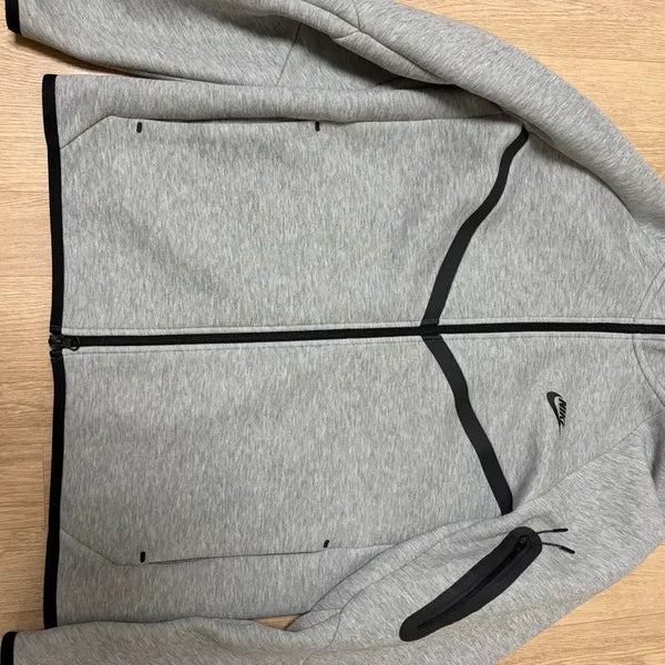 [BUNJANG] Nike Grey Tech Pack M Size / 나이키 회색 테크팩 m