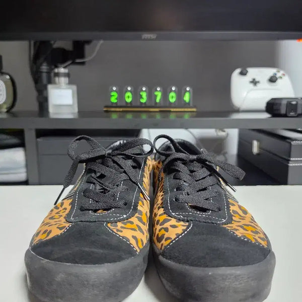 [BUNJANG] Vans Sport Low Leopard Black / 반스 스포츠로우 레오파드 블랙 290