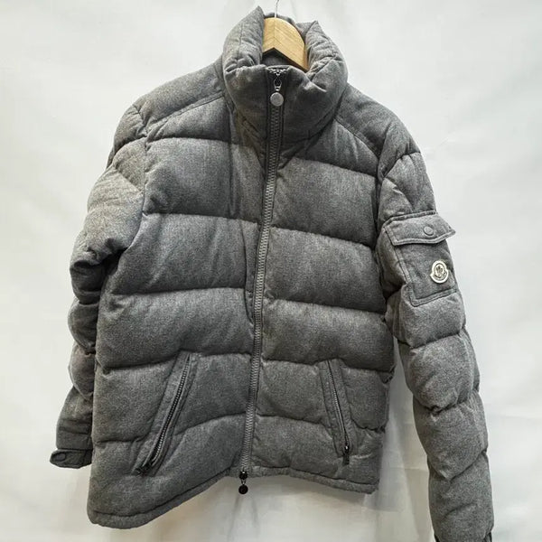 [BUNJANG] Moncler Padded Jacket Size 3 Grey Winter Outerwear / 몽클레어 패딩 3사이즈 그레이 MONCLER 명품 겨울 점퍼 고급 방한 아우터 모자없음