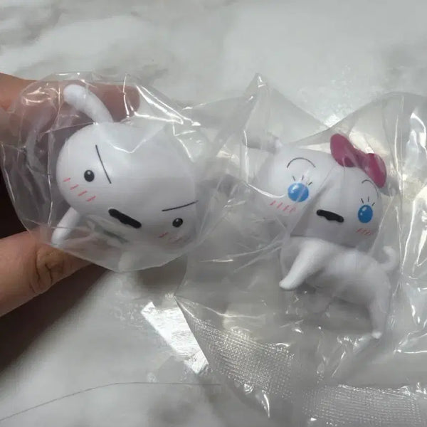 [BUNJANG] Crayon Shin-chan CGV Hiddden Whitey Figure / 짱구 CGV 피규어 흰둥이 히든 새상품