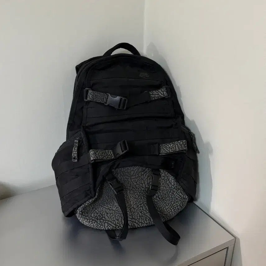 [BUNJANG] Nike SB Military Backpack / 나이키 SB 밀리터리 백팩