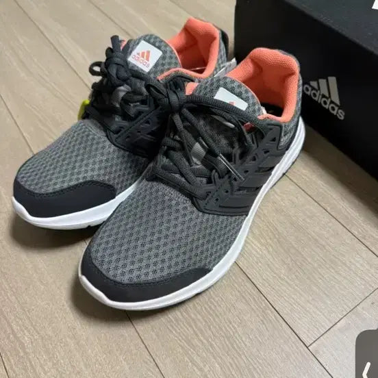 [BUNJANG] Adidas Sneakers Gray / 아디다스 운동화 220-225