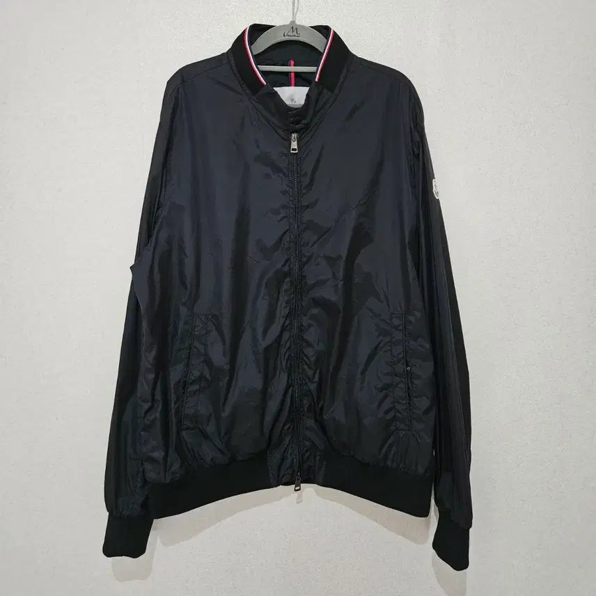 [BUNJANG] Moncler Black Windbreaker Jumper / 몽클레어 블랙 바람막이 점퍼