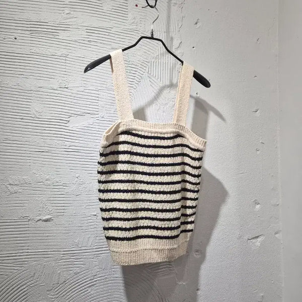 [BUNJANG] H Sleeveless Ribbed Knit Top / 에이치 민소매 슬립니트
