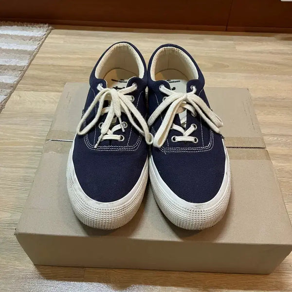 [BUNJANG] EPT Sneakers Navy 290 / EPT 스니커즈 290 네이비