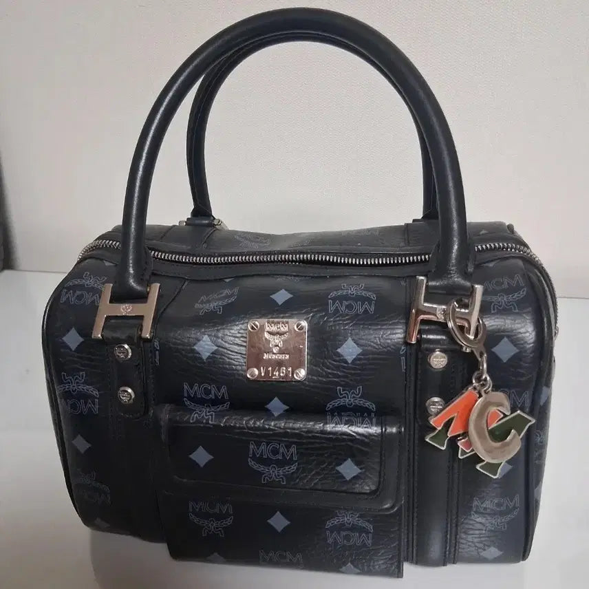 [BUNJANG] MCM Visetos Boston Bag Black / MCM 비세토스 보스턴백 블랙