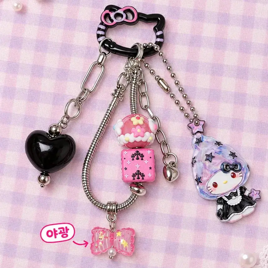 [BUNJANG] Sanrio Hello Kitty Charm Keychain Set with Additional Acrylic Keychain / 키티 키링+아크릴 키링추가지급!