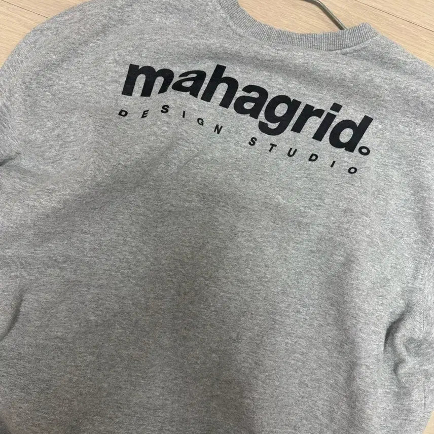 [BUNJANG] Mahagrid Sweatshirt / 무신사 마하그리드 맨투맨
