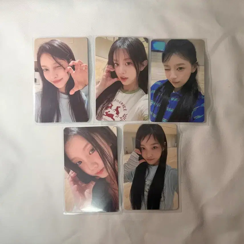 [BUNJANG] ILLIT Lucky Draw Photocard Set / 아일릿 포카 양도 kms특전 세트