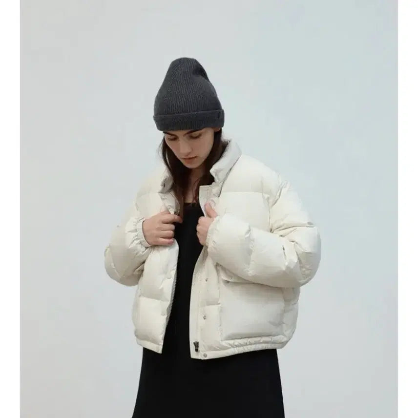 [BUNJANG] Taanat Classic Puffer Jacket Ivory / 타낫 클래식 푸퍼 자켓 패딩 아이보리