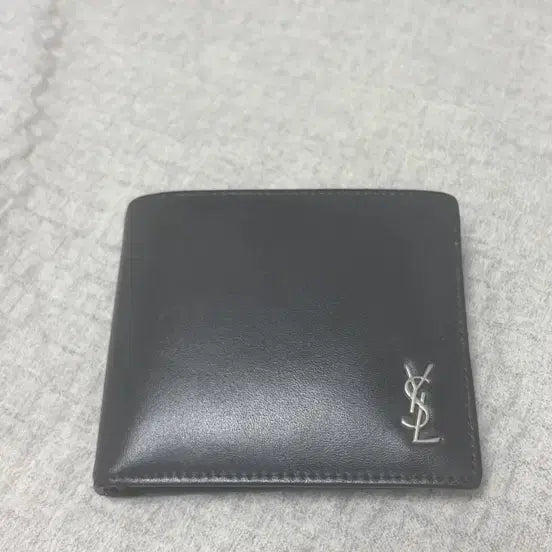 [BUNJANG] Saint Laurent Monogram Bi-fold Wallet Black / 입생로랑 남자 반지갑