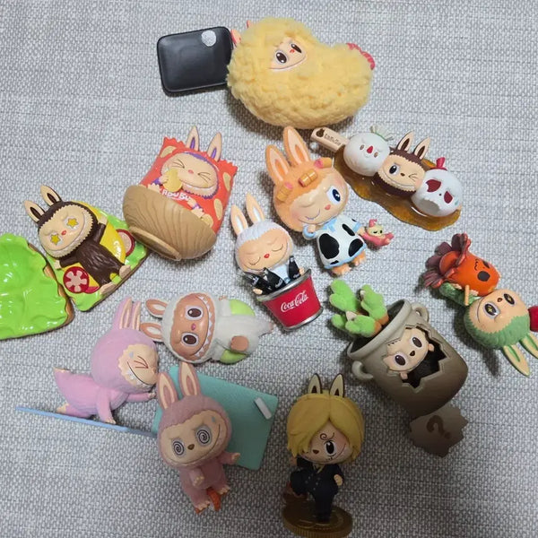 [BUNJANG] Labubu Figure and Keyring Bundle Set / 라부부 피규어 및 키링 일괄 판매합니다