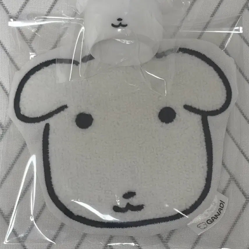 [BUNJANG] Kanadi Mokomoko Face Pouch / 가나디 모코모코 페이스 파우치