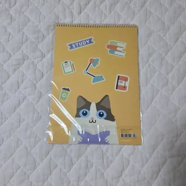 [BUNJANG] Reading Pet Cat Study Notebook Yellow / 리딩펫 고양이 공부  문구  노트 옐로우 색상입니다.