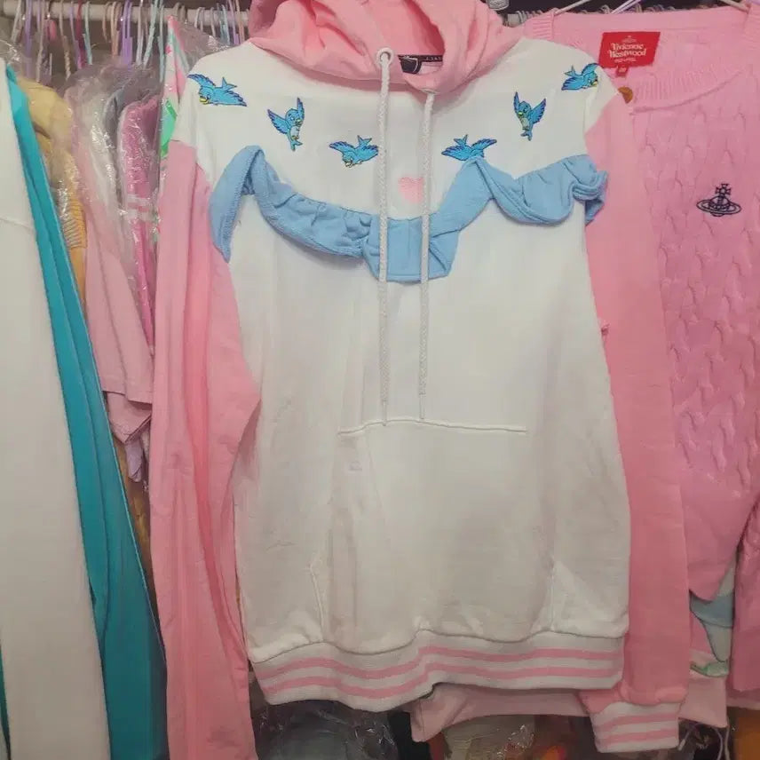 [BUNJANG] Imported Cinderella Lazy Off Hoodie / 수입 신데렐라 레이지오프