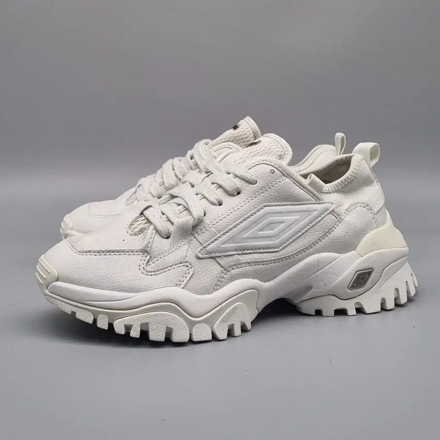 [BUNJANG] Umbro Pumpy Women's Sneakers (240) / g 엄브로 펌피 여성운동화240