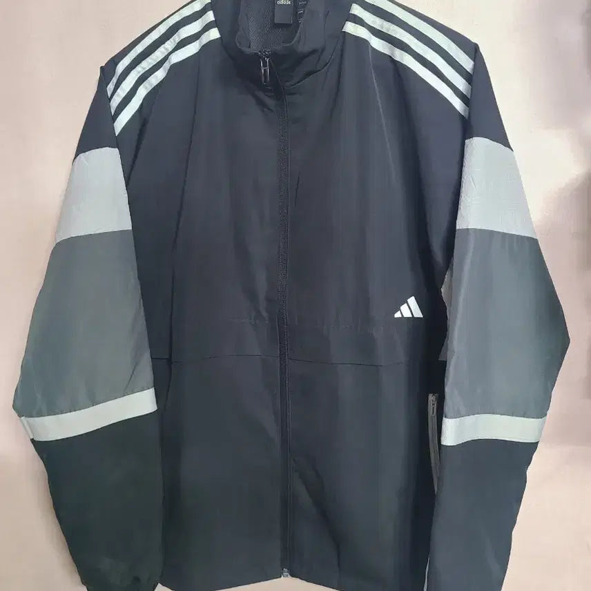[BUNJANG] Adidas Windbreaker Jacket / 아디다스 바람막이 100/105