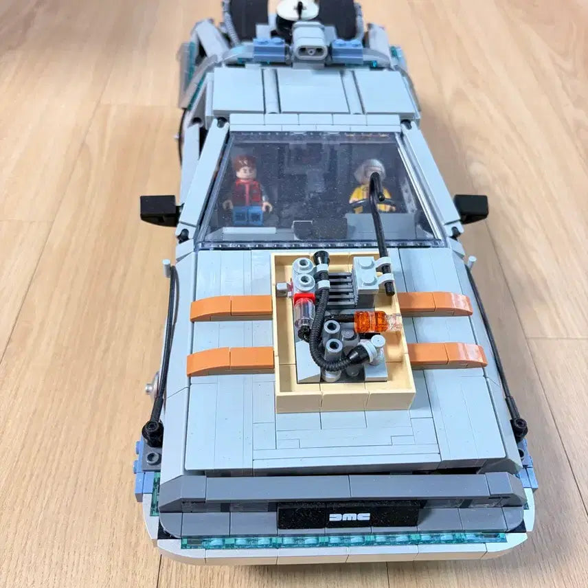 [BUNJANG] Lego 10300 Back to the Future Time Machine / [부산][레고10300] 백투더퓨처 타임머신 팝니다