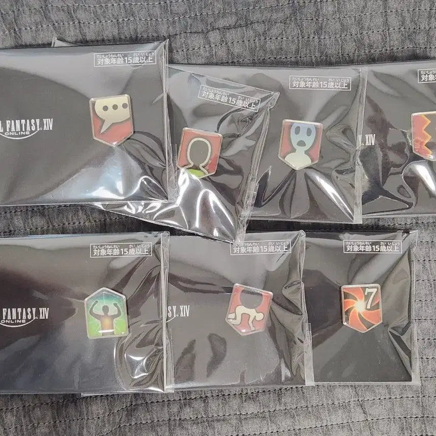 [BUNJANG] Final Fantasy XIV Effect Badge Bundle Set (Sealed) / 파판14 뱃지 미개봉