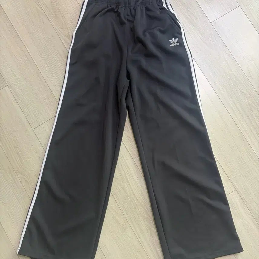 [BUNJANG] Adidas Training Pants Grey / 아디다스 트레이닝 바지 그레이