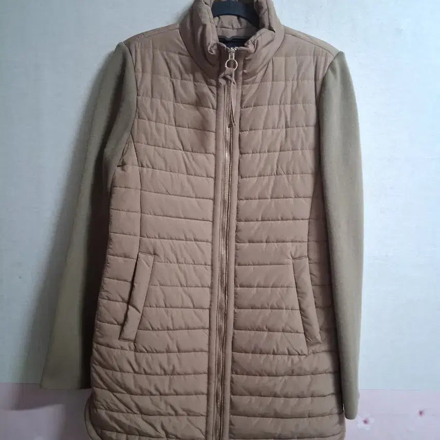 [BUNJANG] Beige Color Block Zip-Up Knit / 베이지 배색 집업