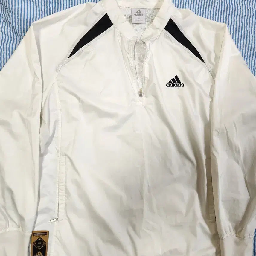 [BUNJANG] Adidas Anorak Windbreaker Jacket (Size L) / 아디다스 바람막이 아노락(100L)
