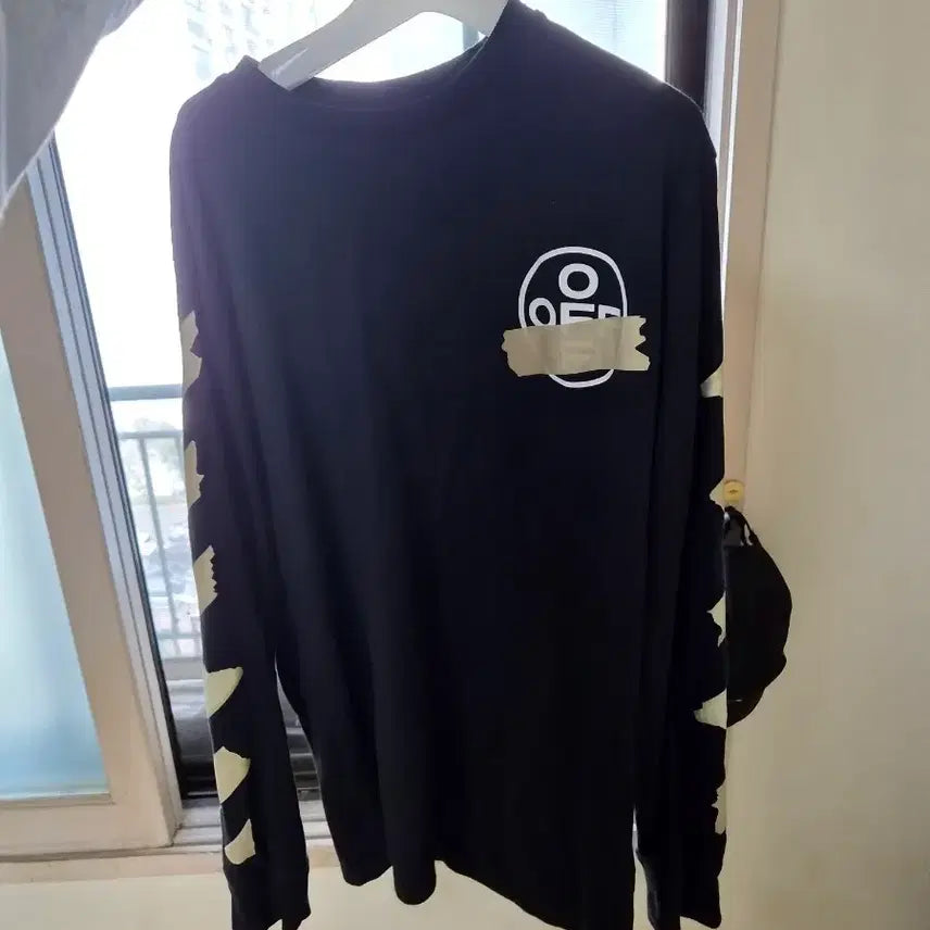 [BUNJANG] Off-White Long Sleeve Shirt / 오프화이트  테이프 롱슬리브L 시착1회