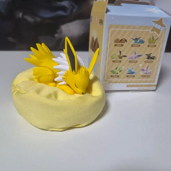 [BUNJANG] Pokemon Sleeping Eevee Jolteon Figure / 포켓몬 잠자는이브이 쥬피썬더